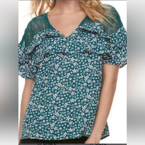 Candies ruffle blouse - Picture 1 of 1